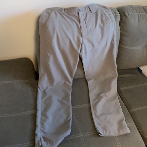 Under Armour Golf Pants - Picture 2 of 3